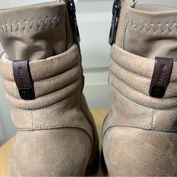 RUDSAK Ankle Heeled Booties Distressed Tan Leather Fleeced sz 38 Winter Boots - Picture 7 of 14